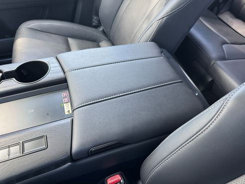 Used 2024 Lexus LX 600 MARK LEVINSON SOUND / APPEARAN w/ Appearance Package image 38