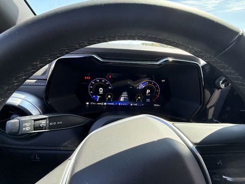 Certified 2025 Chevrolet Colorado LT image 17