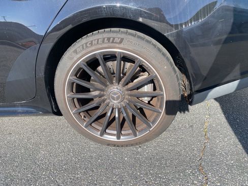 Used 2022 Mercedes-Benz AMG GT 43 image 5