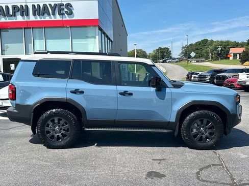 Used 2026 Toyota Land Cruiser w/ Premium Package AWD/4WD image 2