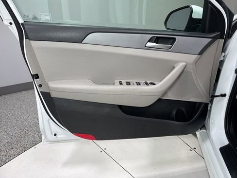 Used 2018 Hyundai Sonata ECO FWD image 6