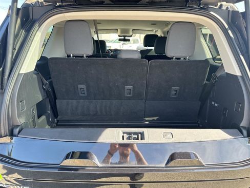 Certified 2025 Ford Expedition Active RWD image 21