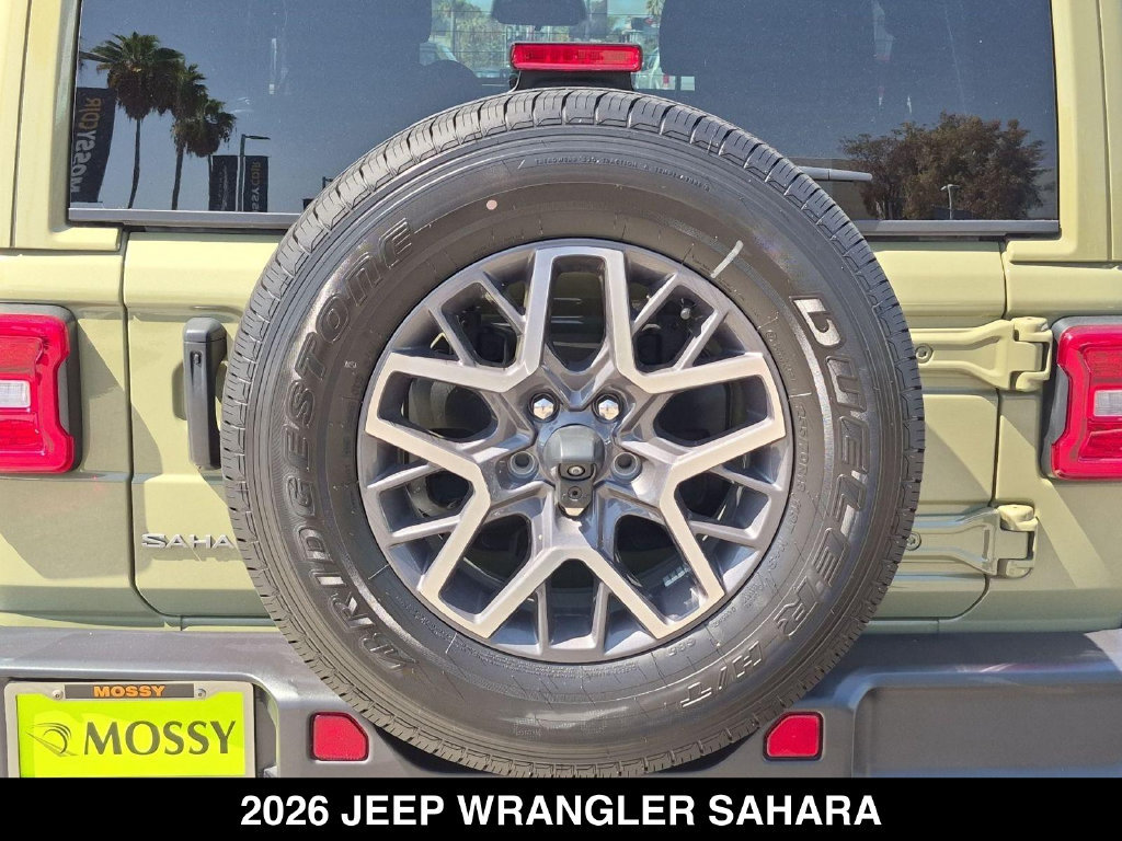 Used 2026 Jeep Wrangler Unlimited Sahara AWD/4WD image 25