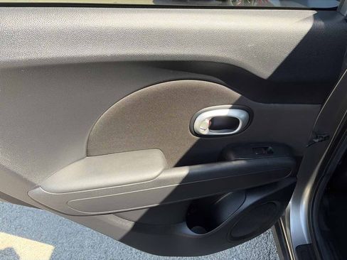 Used 2016 Kia Soul FWD image 13