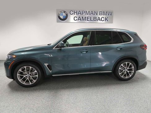Used 2026 BMW X5 xDrive50e AWD/4WD image 3