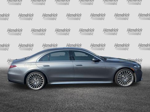 Used 2022 Mercedes-Benz S 500 4MATIC image 11