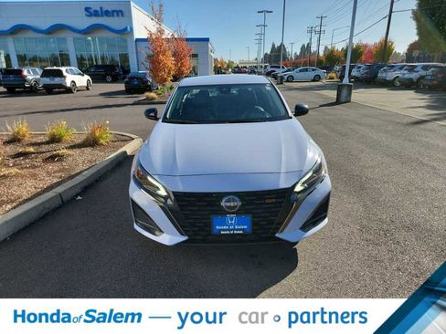 Used 2023 Nissan Altima 2.5 SR image 6