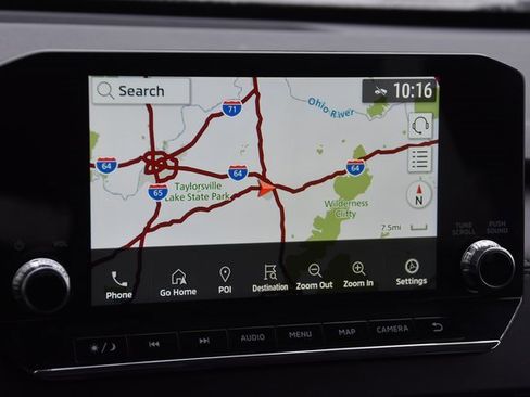 Used 2024 Mitsubishi Outlander SE image 3