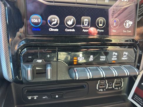 Used 2019 RAM 1500 Limited AWD/4WD image 29