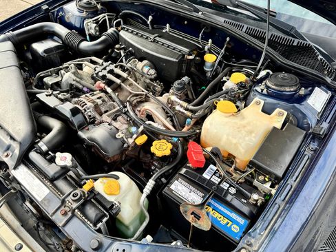 Used 2004 Subaru Outback Wagon image 47