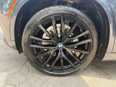 Used 2022 BMW X5 sDrive40i w/ M Sport Package RWD image 34