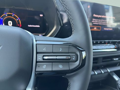 New 2026 Chevrolet Colorado LT w/ LT Convenience Package AWD/4WD image 18