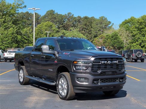 New 2026 RAM 2500 Big Horn AWD/4WD image 8