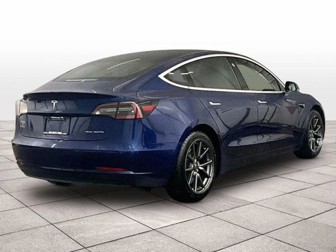 Used 2018 Tesla Model 3 Performance image 11
