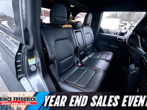 Used 2024 Ford Bronco Badlands image 22