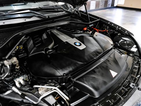 Used 2016 BMW X5 xDrive50i image 34