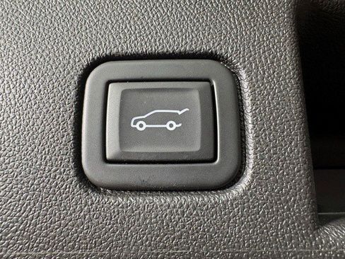 Certified 2024 Chevrolet Equinox LT w/ LPO, Floor Liner Package image 12