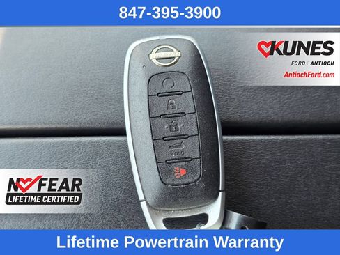 Used 2025 Nissan Rogue SV FWD image 17