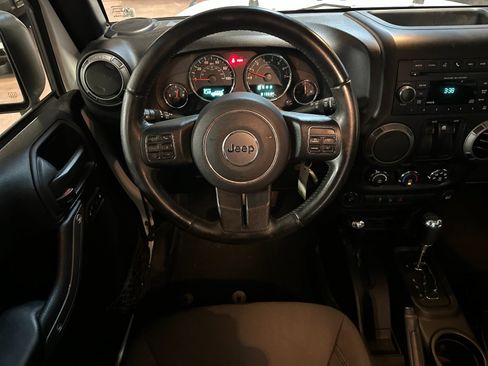 Used 2016 Jeep Wrangler Sport w/ Quick Order Package 24S AWD/4WD image 13