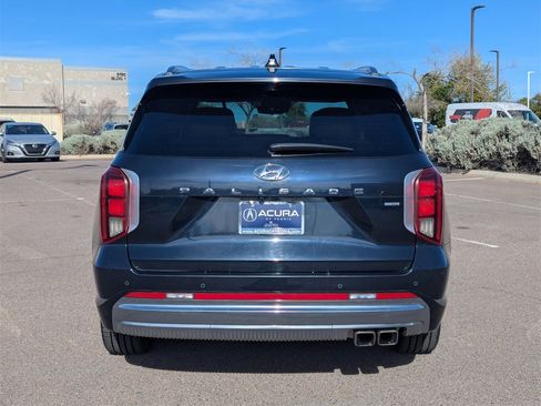 Used 2024 Hyundai Palisade Calligraphy image 6