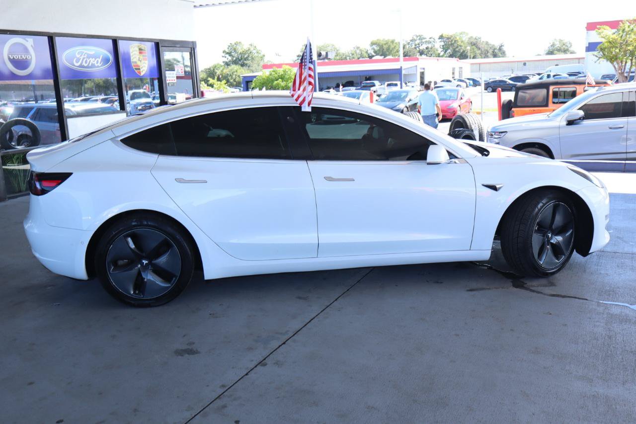 Used 2018 Tesla Model 3 Long Range AWD/4WD image 4