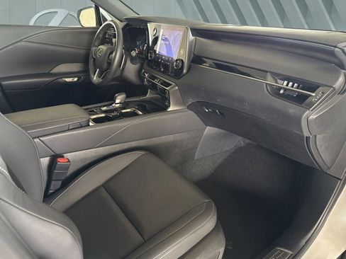 Used 2025 Lexus RX 350 FWD w/ Technology Package image 28