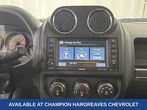 Used 2014 Jeep Patriot Latitude w/ Sun/Sound Group AWD/4WD image 18