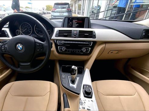 Used 2016 BMW 320i 320i image 13