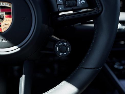 Used 2024 Porsche 911 Carrera 4S w/ Premium Package image 53