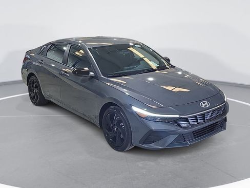New 2026 Hyundai Elantra Sport FWD image 3
