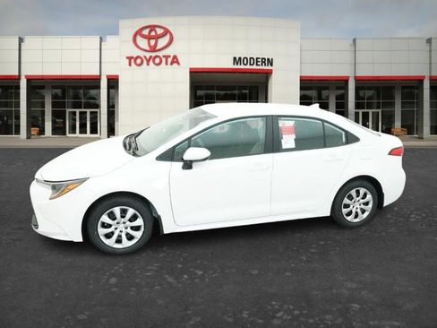 New 2026 Toyota Corolla LE FWD image 19
