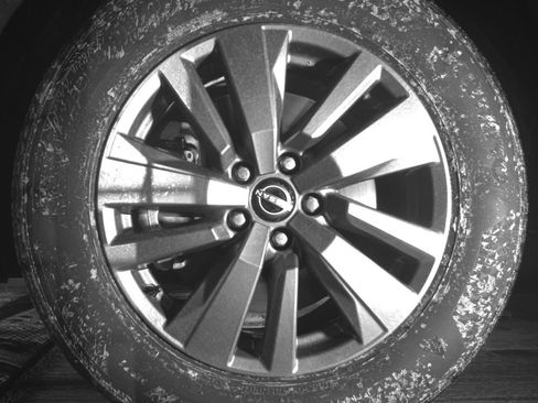 Used 2025 Nissan Sentra SV FWD image 11