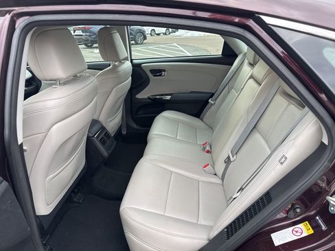 Used 2013 Toyota Avalon XLE Touring image 10