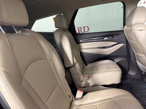 Used 2020 Buick Enclave Premium w/ LPO, Touring Package image 18