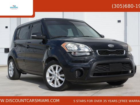 Used 2012 Kia Soul + image 1