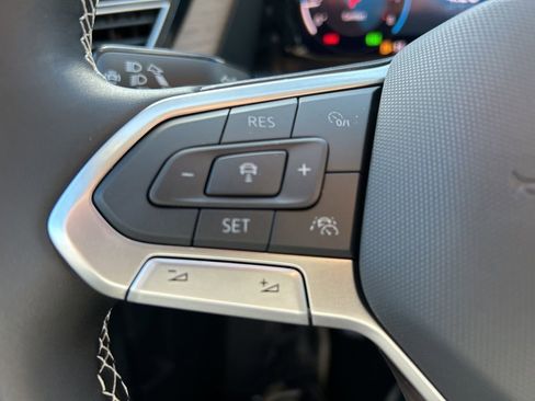 New 2026 Volkswagen Atlas SE image 21