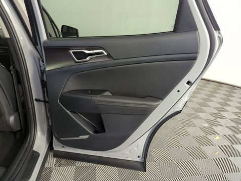 New 2026 Kia Sportage EX image 31