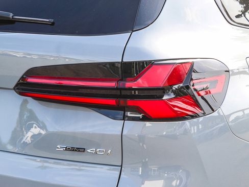 New 2026 BMW X5 sDrive40i w/ M Sport Package image 7