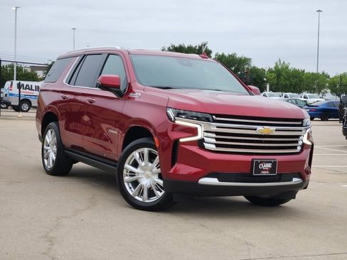 Used 2023 Chevrolet Tahoe High Country AWD/4WD image 2