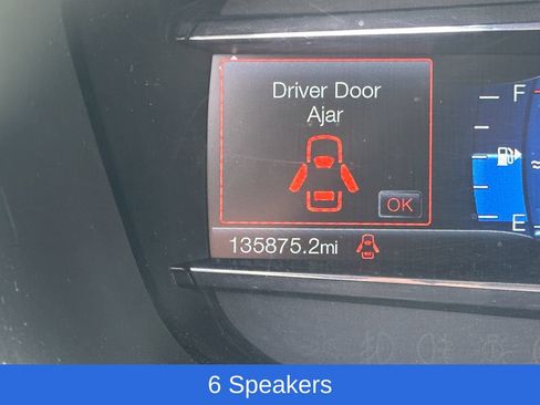 Used 2017 Ford Explorer XLT w/ Equipment Group 202A AWD/4WD image 3