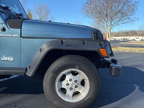 Used 1999 Jeep Wrangler SE image 30