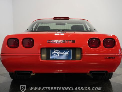 Used 1993 Chevrolet Corvette ZR1 image 10