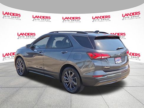 Used 2023 Chevrolet Equinox RS w/ RS Leather Package image 5