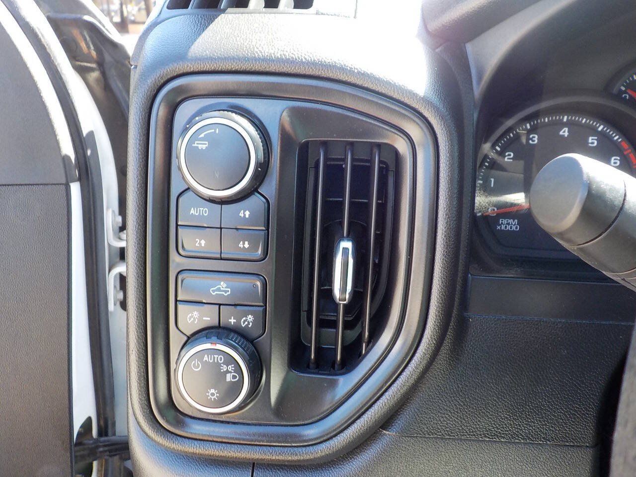Used 2023 Chevrolet Silverado 2500 W/T w/ WT Fleet Convenience Package AWD/4WD image 15