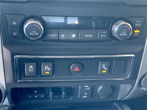 Used 2018 Nissan Titan PRO-4X w/ Pro-4x Utility Package image 35