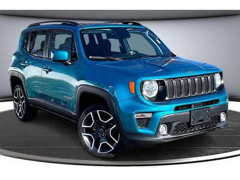Used 2020 Jeep Renegade Latitude w/ Cold Weather Group image 13