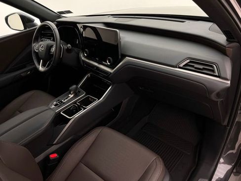 Used 2025 Lexus TX 350 AWD w/ Technology Package image 13