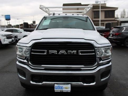 Used 2021 RAM 3500 Big Horn image 2