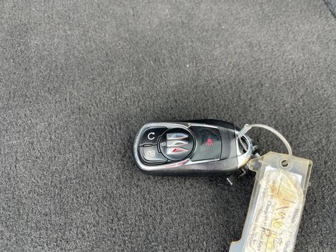 Used 2025 Buick Encore GX Preferred FWD image 25