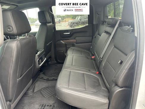 Used 2020 GMC Sierra 1500 SLT image 32